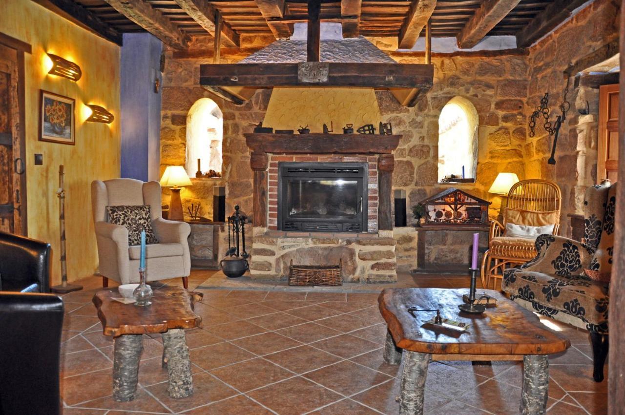 ホテルCasa Rural Los Dujos Gallejones エクステリア 写真